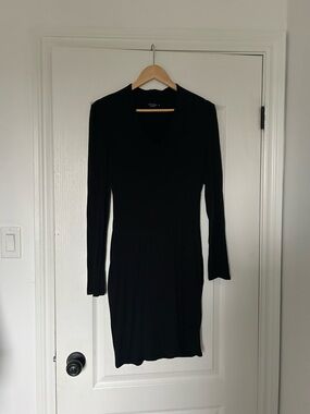 Joe & Elle Black Long Sleeve V-Neck Dress